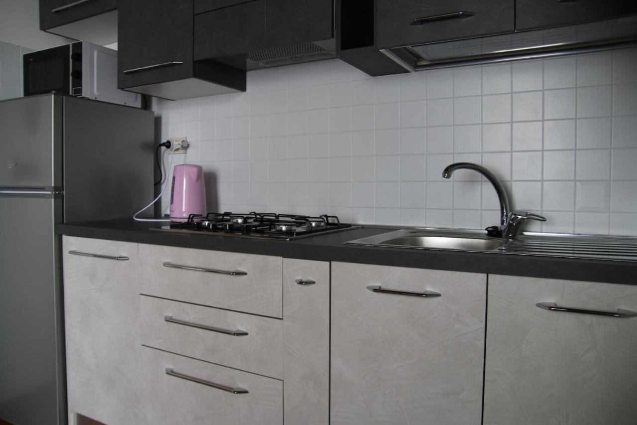 Appartement Le Vie del Centro à Ferrare Extérieur photo